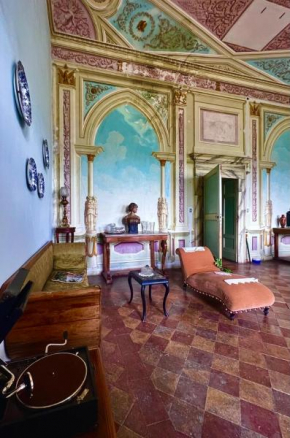 B&B IN HISTORIC VILLA WITH NOBLE HALL e PANORAMIC TERRACE e GARDEN-VILLA MASTRANGELO